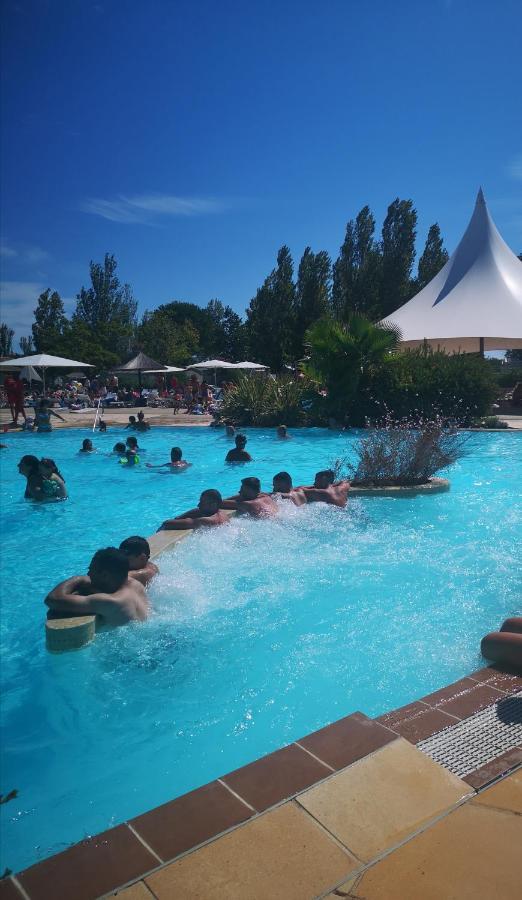 Camping La Carabasse Vias-Plage-T4 Climatise,Tout Confort, Emplacement Calme ! Dış mekan fotoğraf