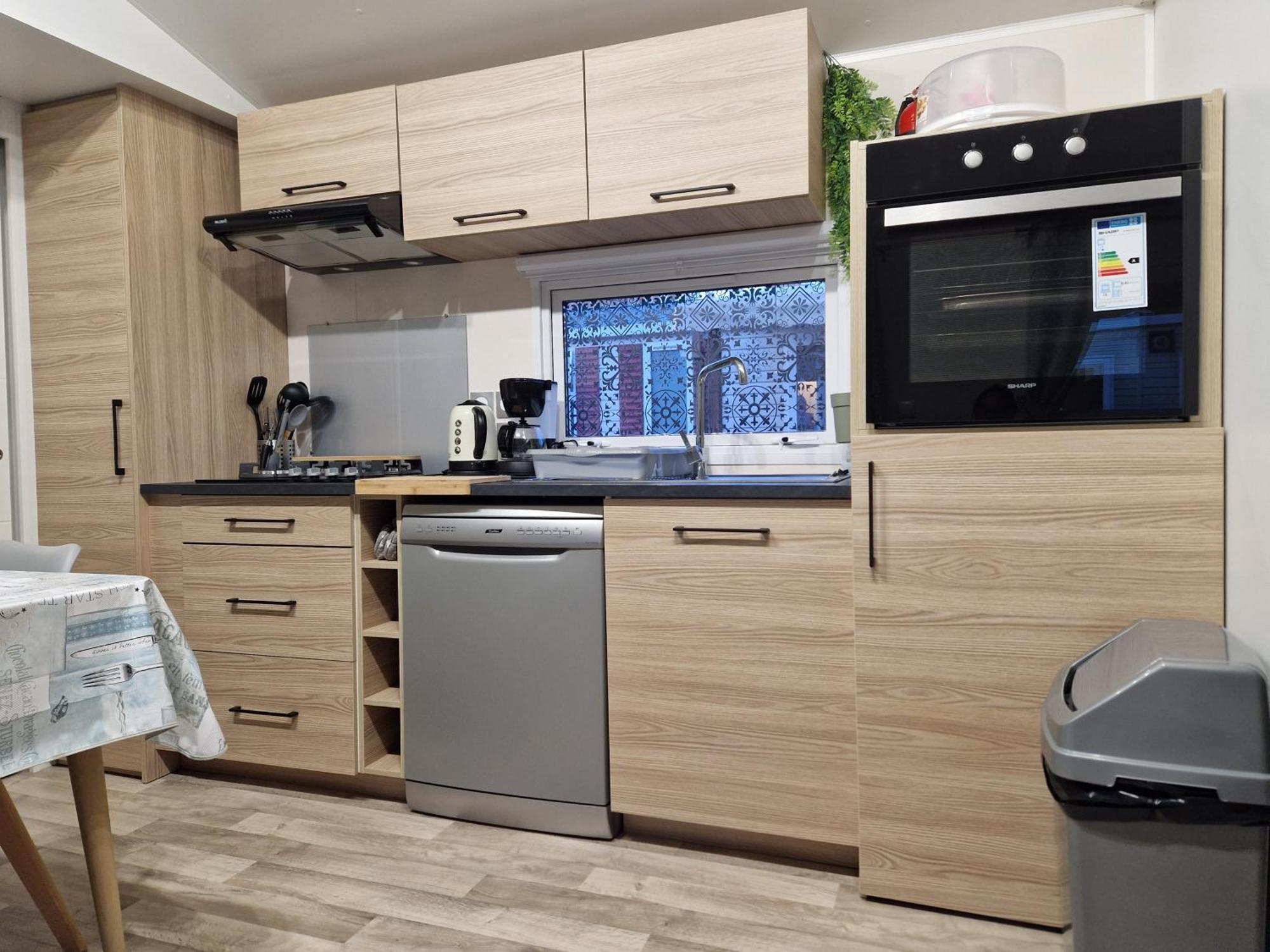 Camping La Carabasse Vias-Plage-T4 Climatise,Tout Confort, Emplacement Calme ! Oda fotoğraf